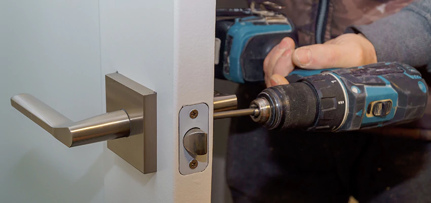 Broken Door Handle Lock Repair in Paso Robles, California